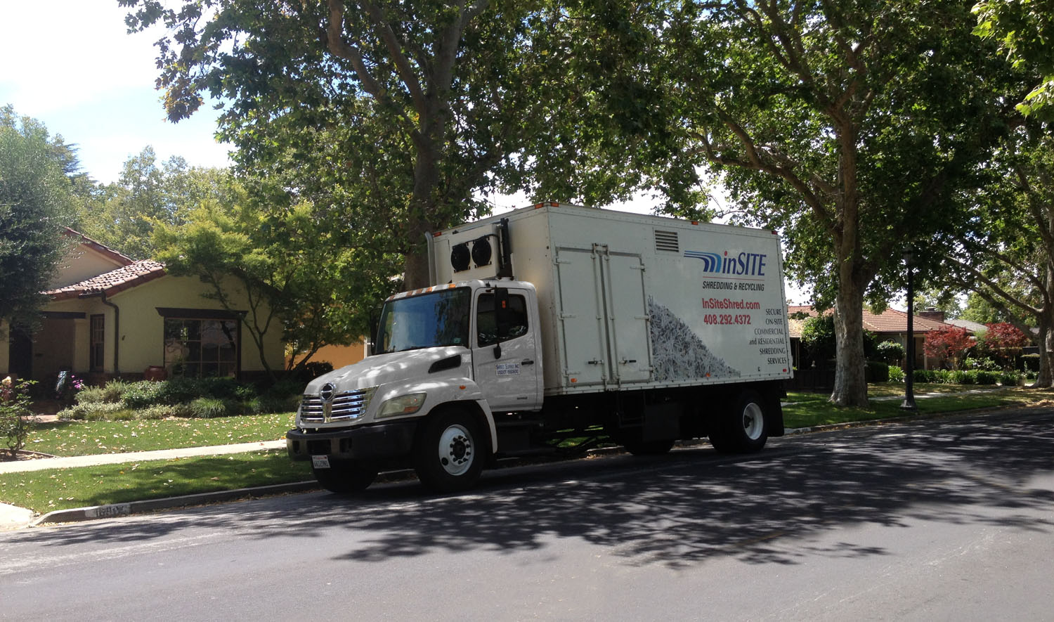 on site shredding for your home - mobile truck in operation